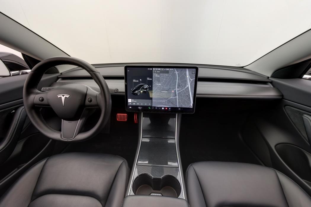 Tesla Model 3 2019