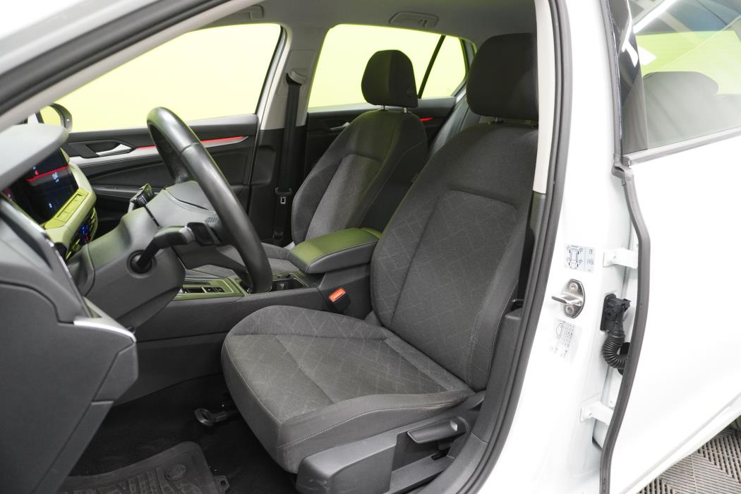 Volkswagen Golf 2023
