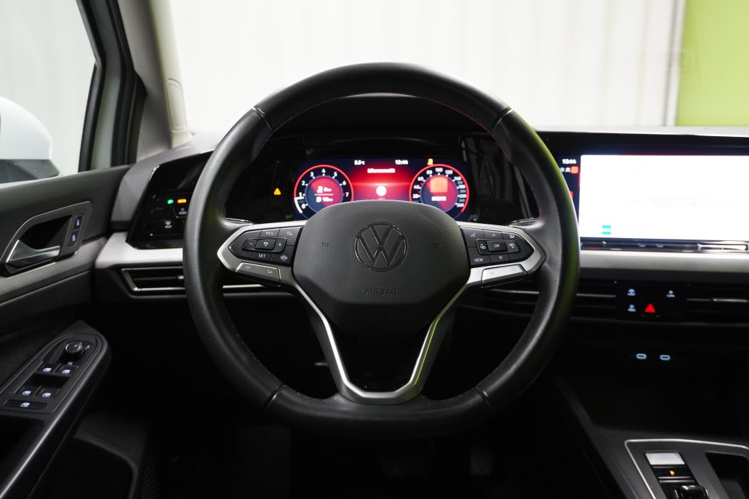 Volkswagen Golf 2023