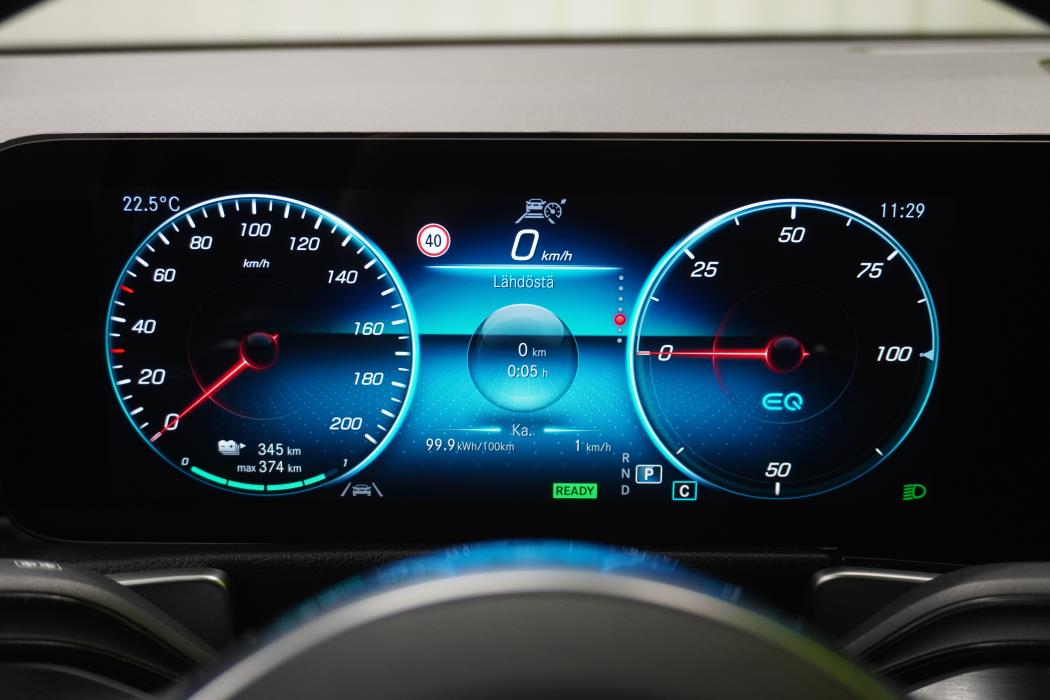 Mercedes-Benz EQB 2022
