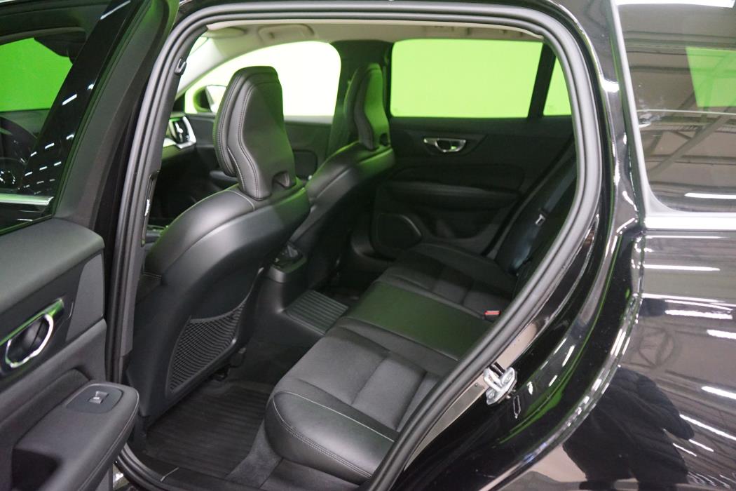 Volvo V60 2020
