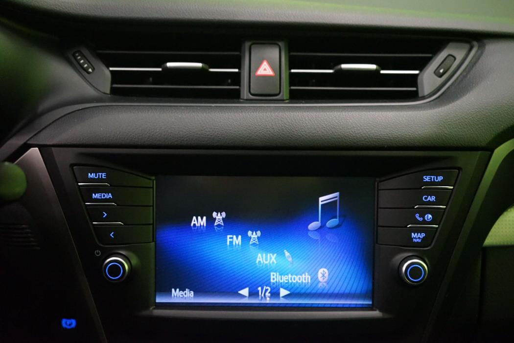 Toyota Avensis 2016
