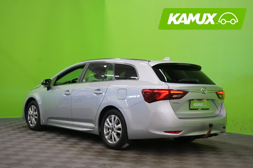Toyota Avensis 2016