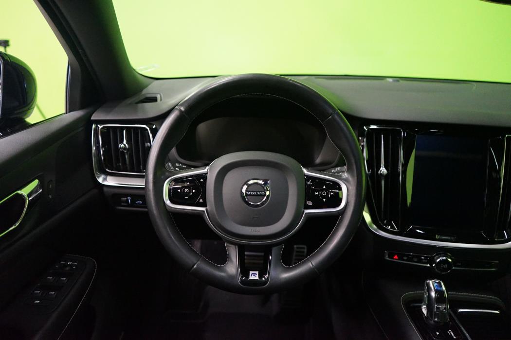 Volvo V60 2019
