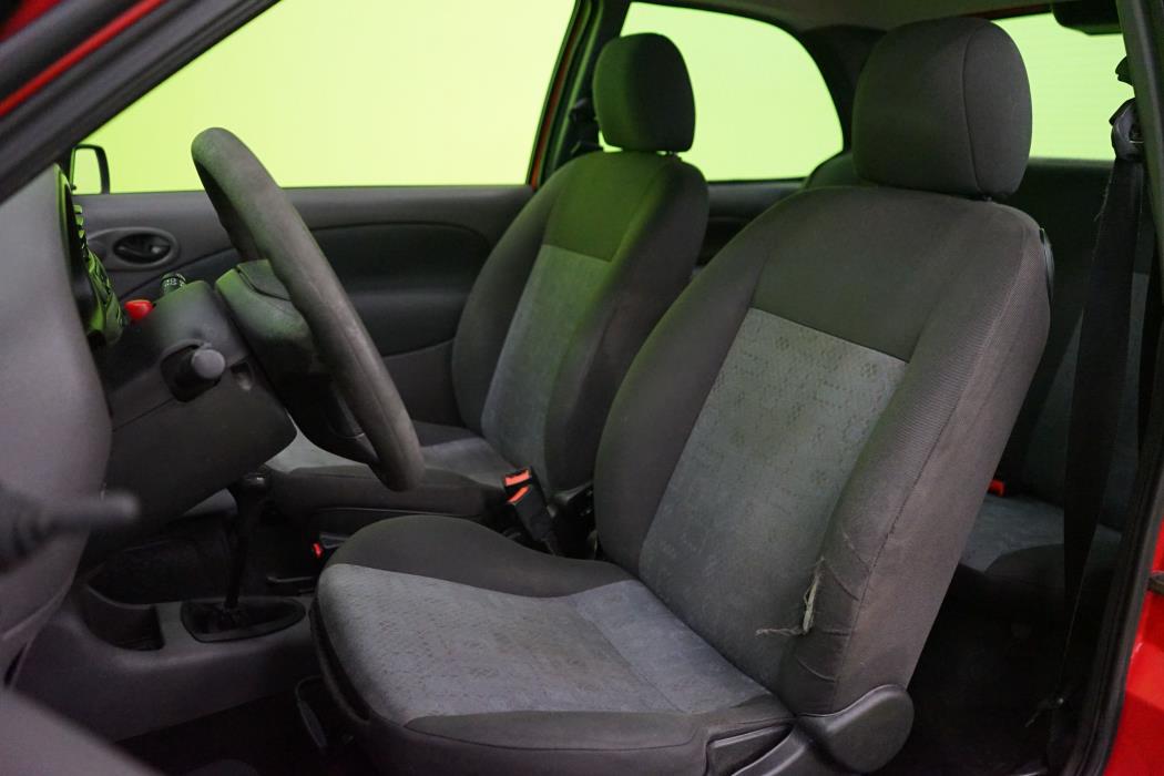 Ford Fiesta 2000