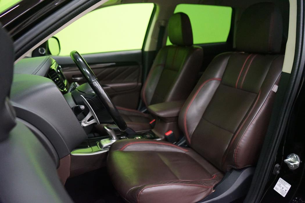 Mitsubishi Outlander PHEV 2017