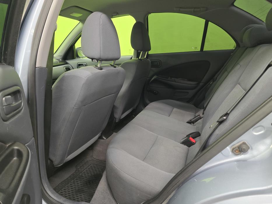 Nissan Almera 2005