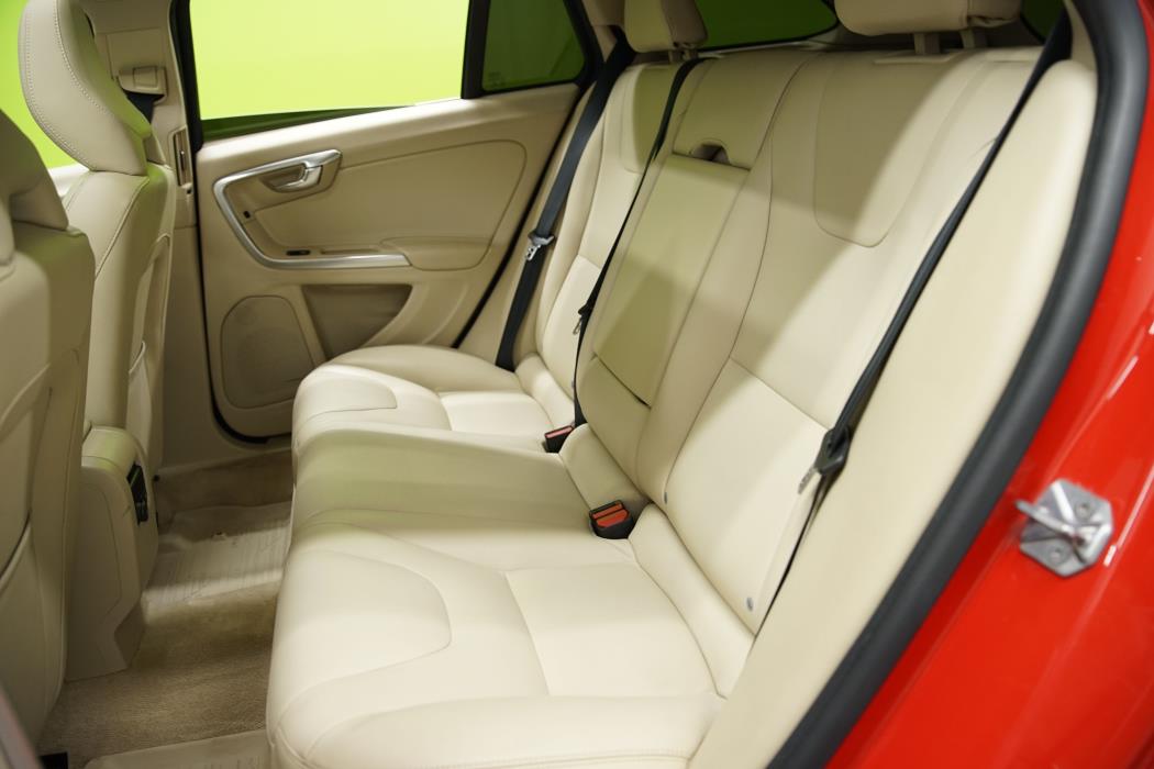 Volvo V60 2015