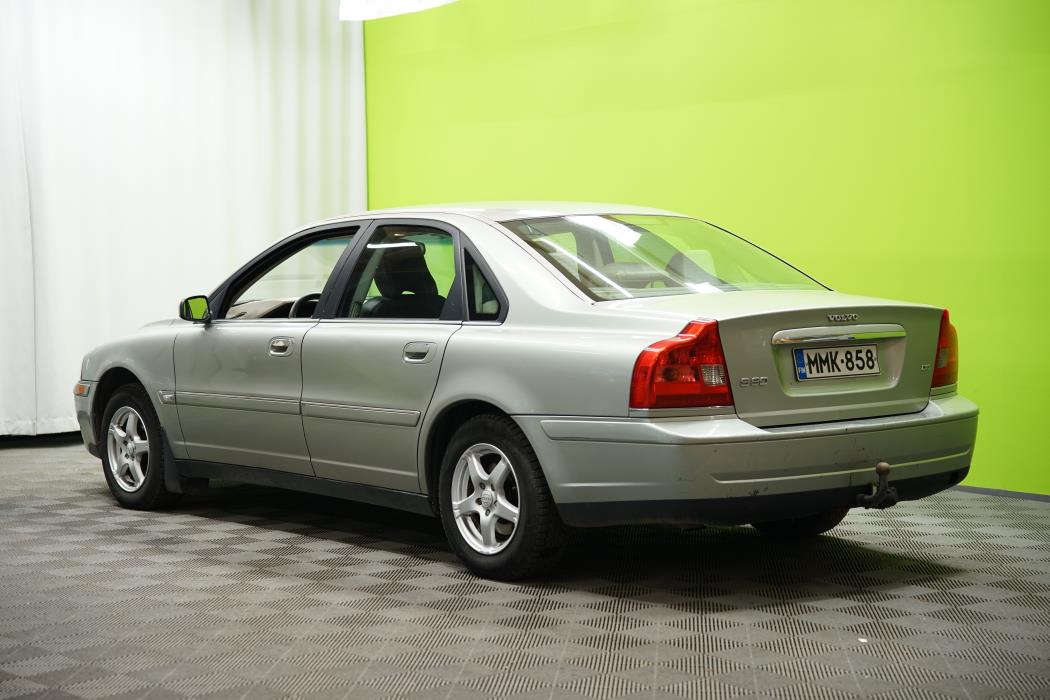 Volvo S80 2004