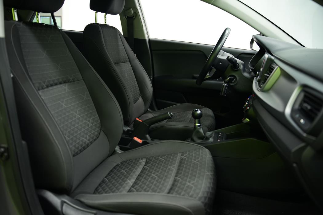 Kia Rio 2021