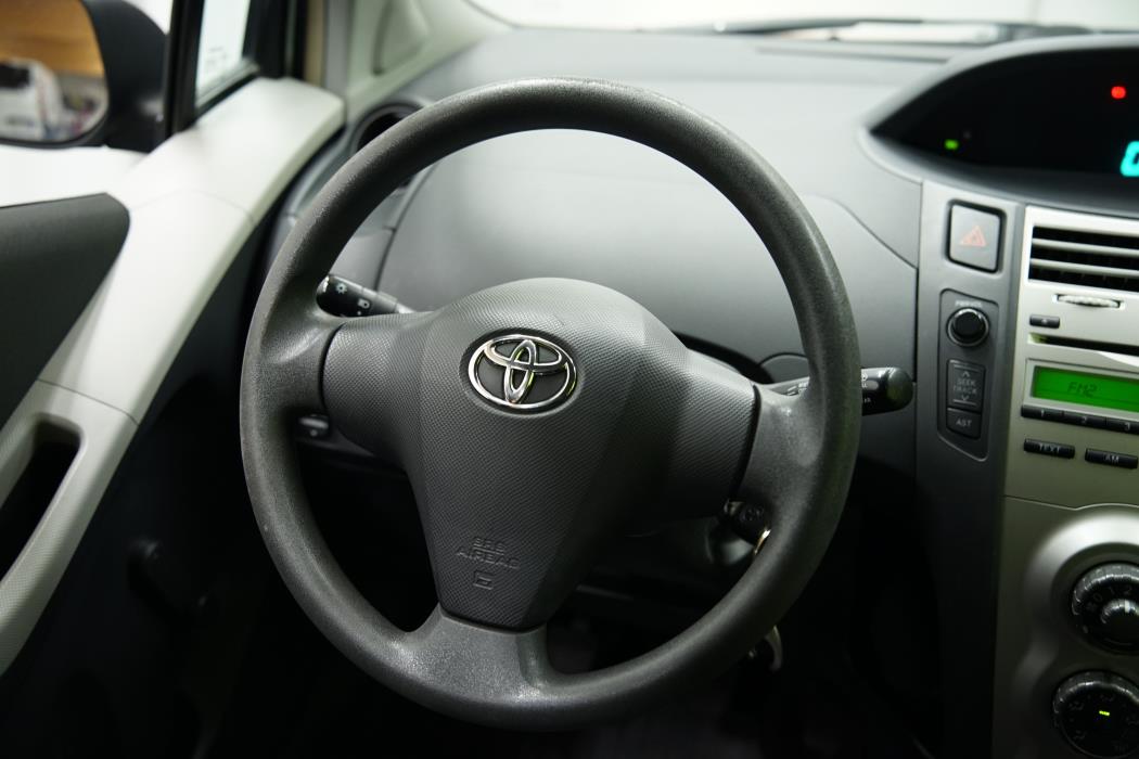 Toyota Yaris 2006