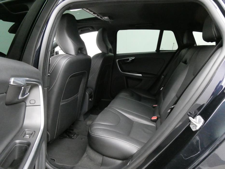 Volvo V60 2015