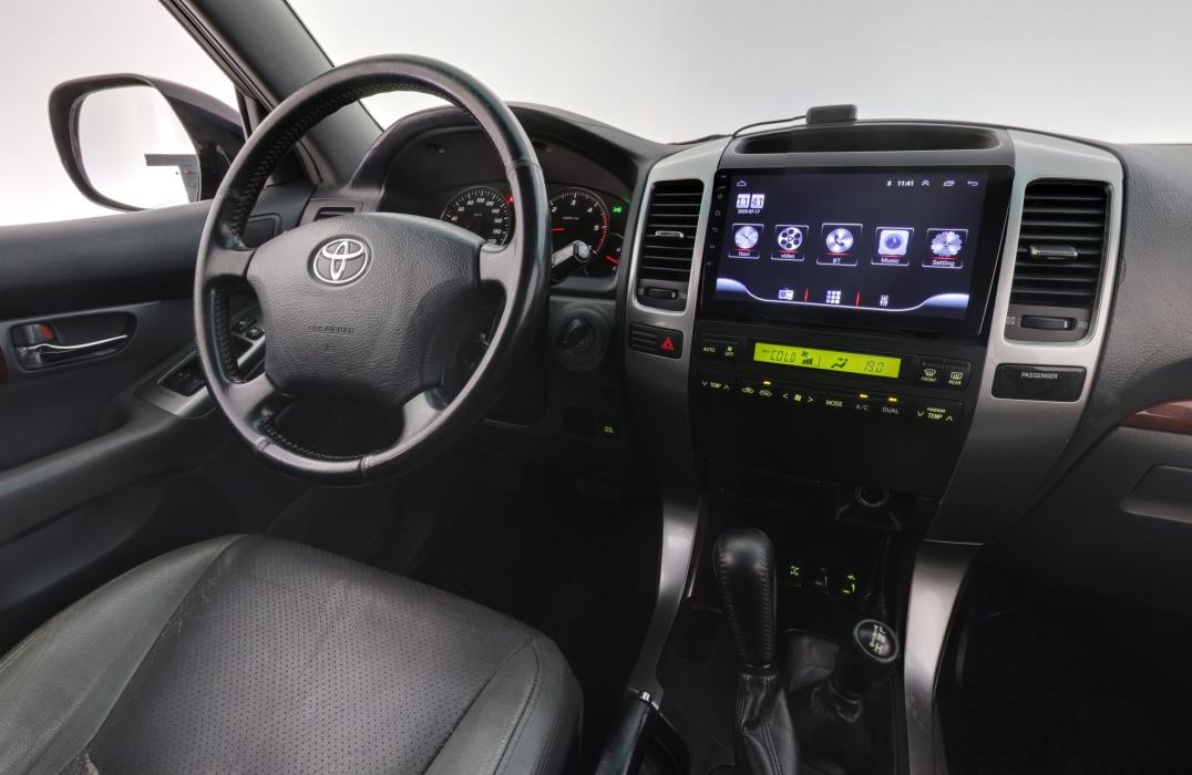 Toyota Land Cruiser 2006