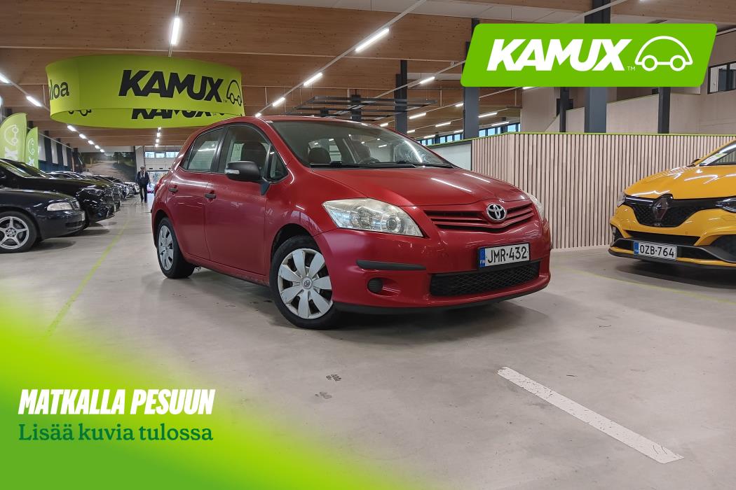 Toyota Auris 2011