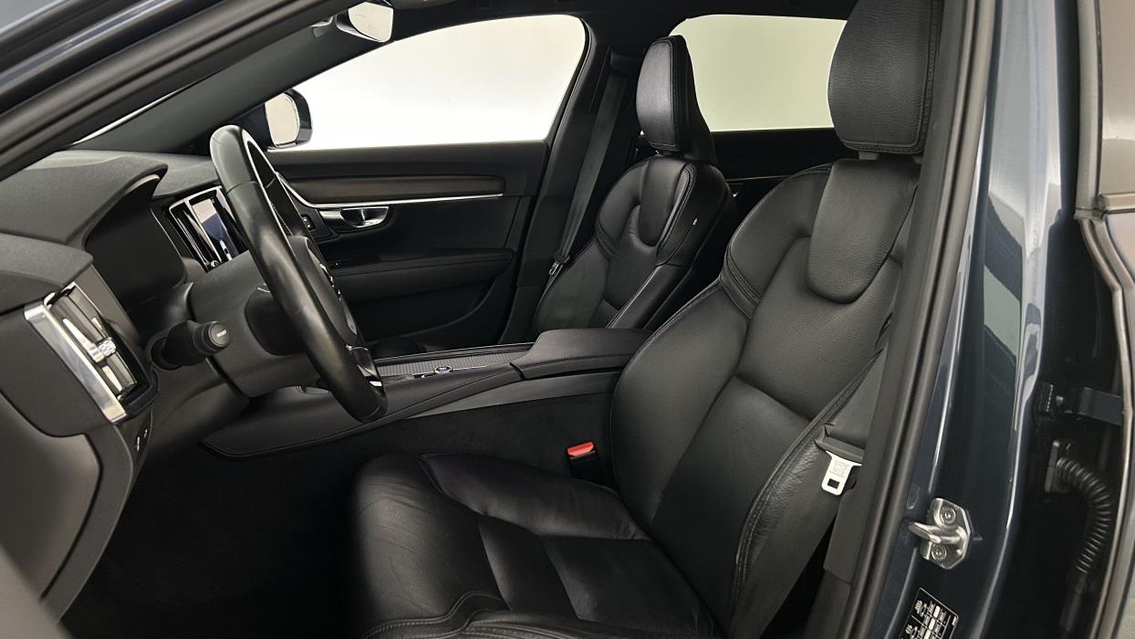 Volvo V90 Cross Country 2020