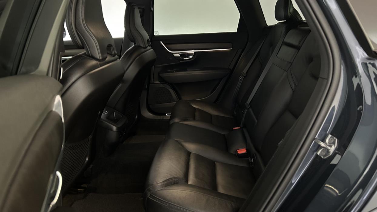 Volvo V90 Cross Country 2020