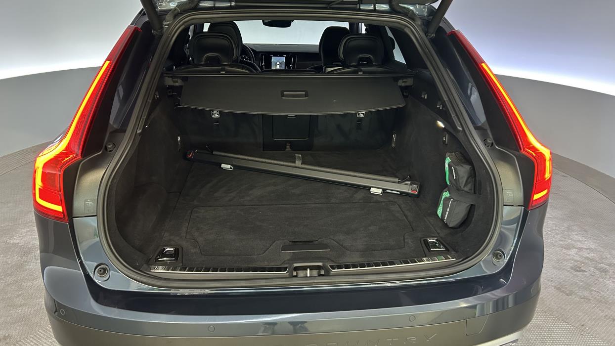 Volvo V90 Cross Country 2020