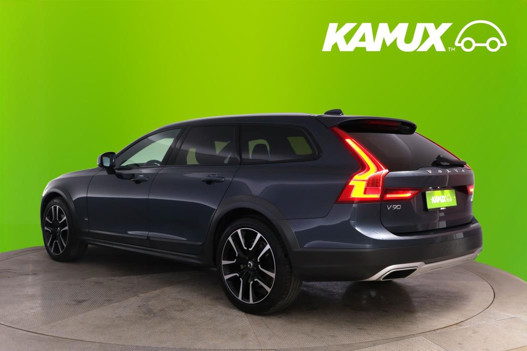 Volvo V90 Cross Country 2020
