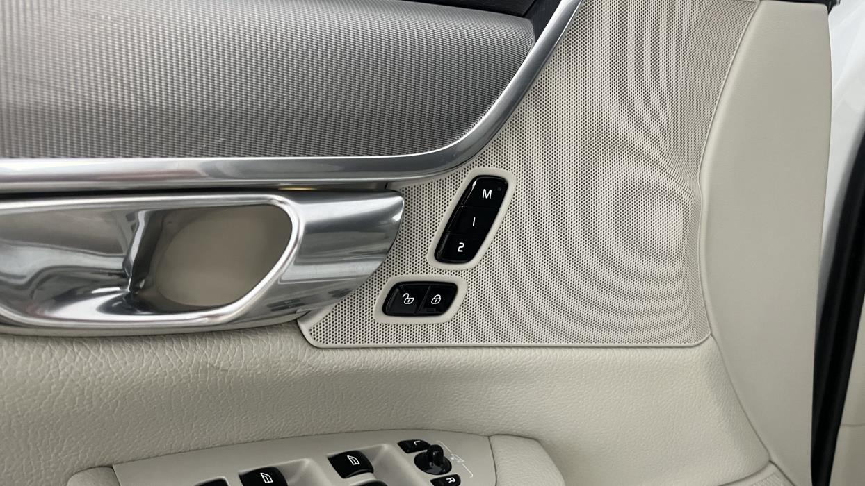 Volvo V90 2017