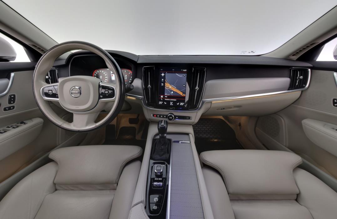 Volvo V90 2017