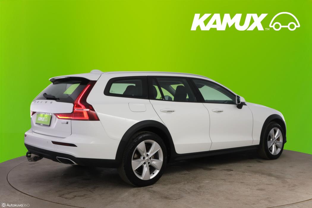 Volvo V60 Cross Country 2019