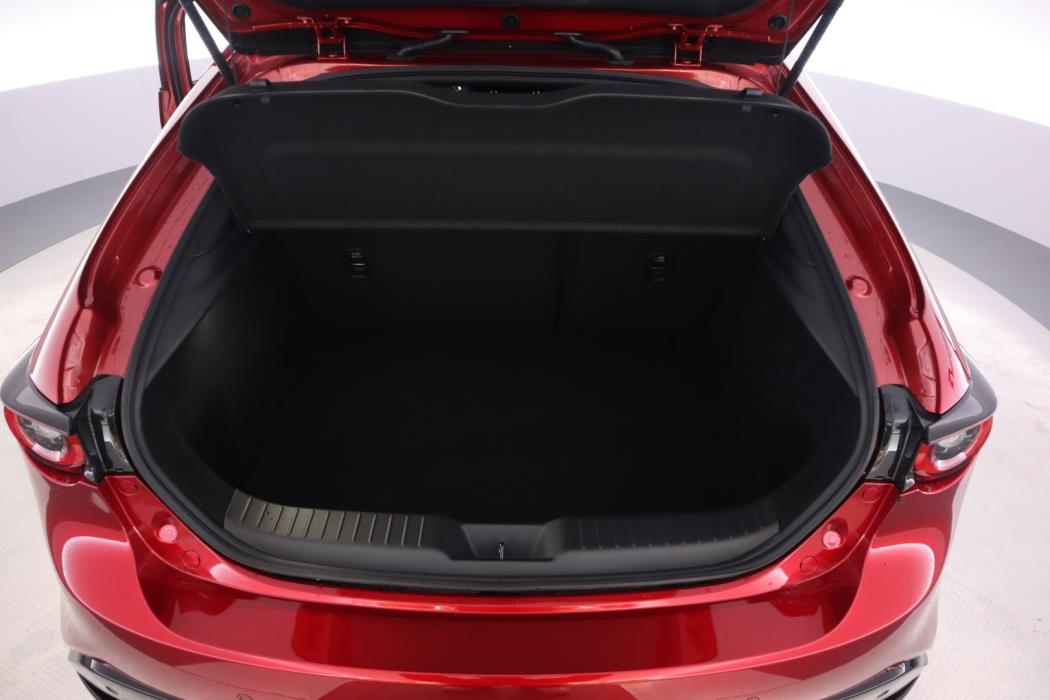MAZDA 3 2025