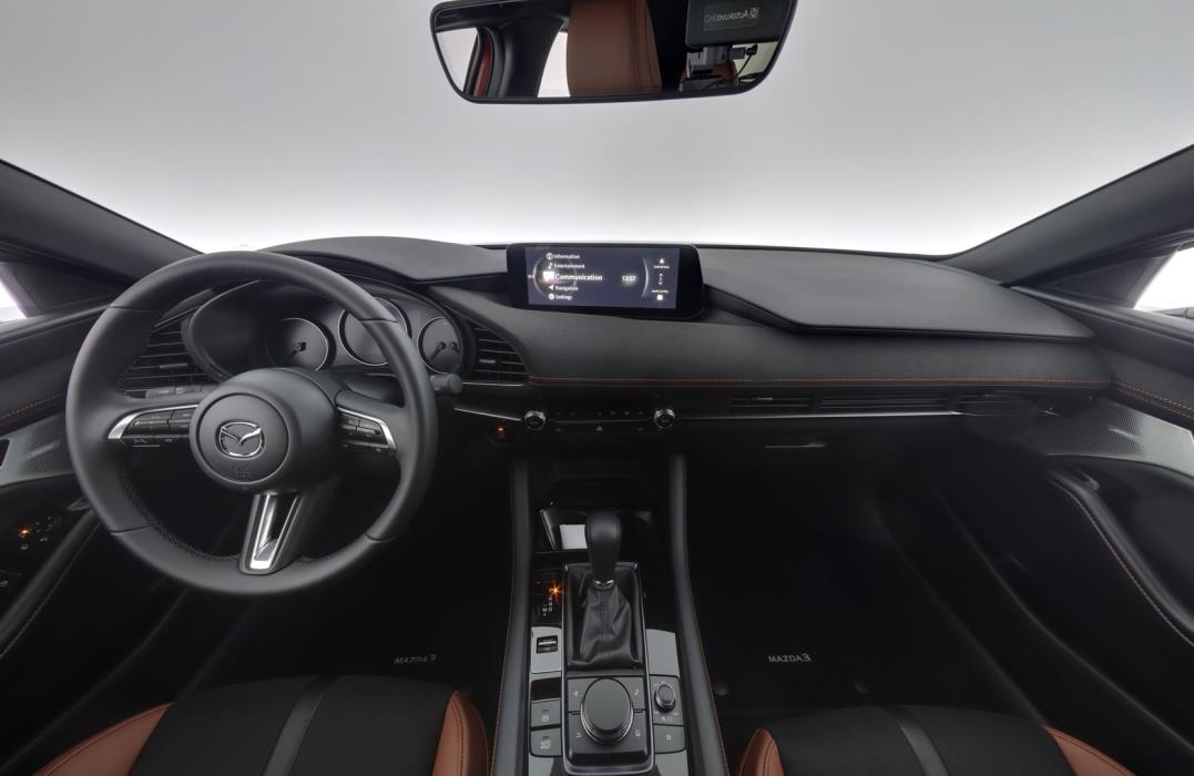 MAZDA 3 2025
