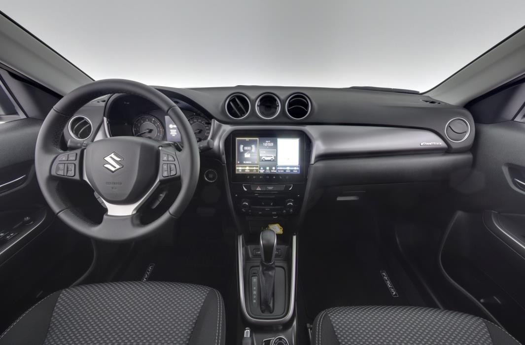 SUZUKI Vitara 2025