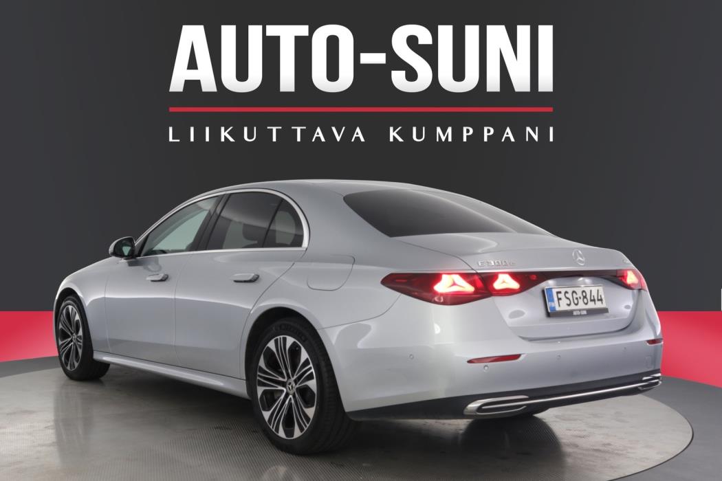 MERCEDES-BENZ E 2025