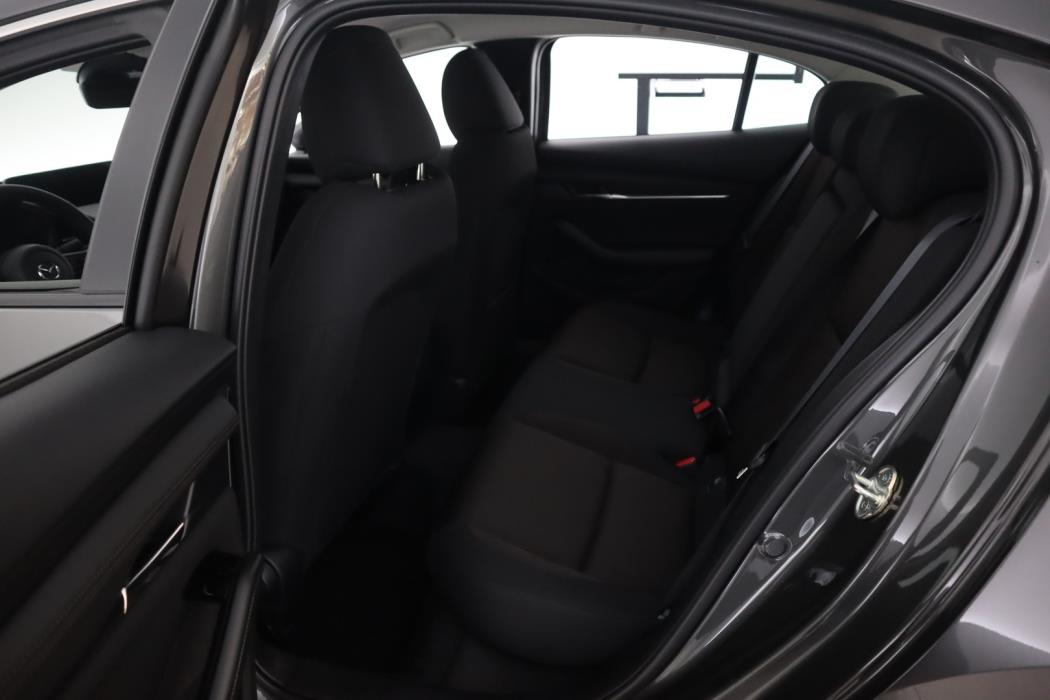 MAZDA 3 2026