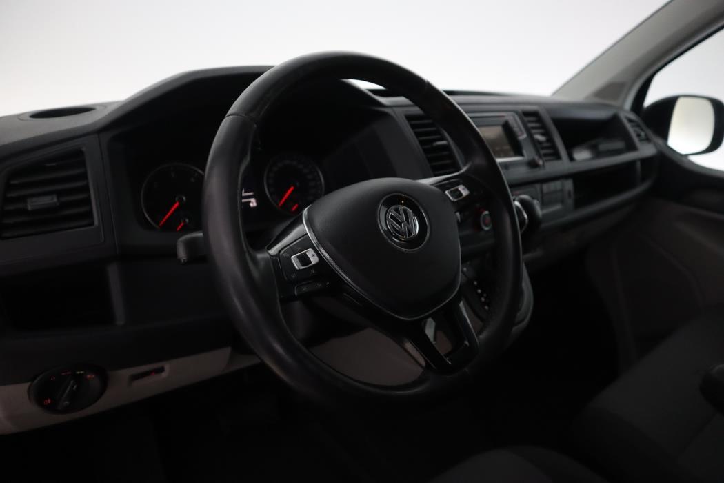 VOLKSWAGEN Transporter 2018
