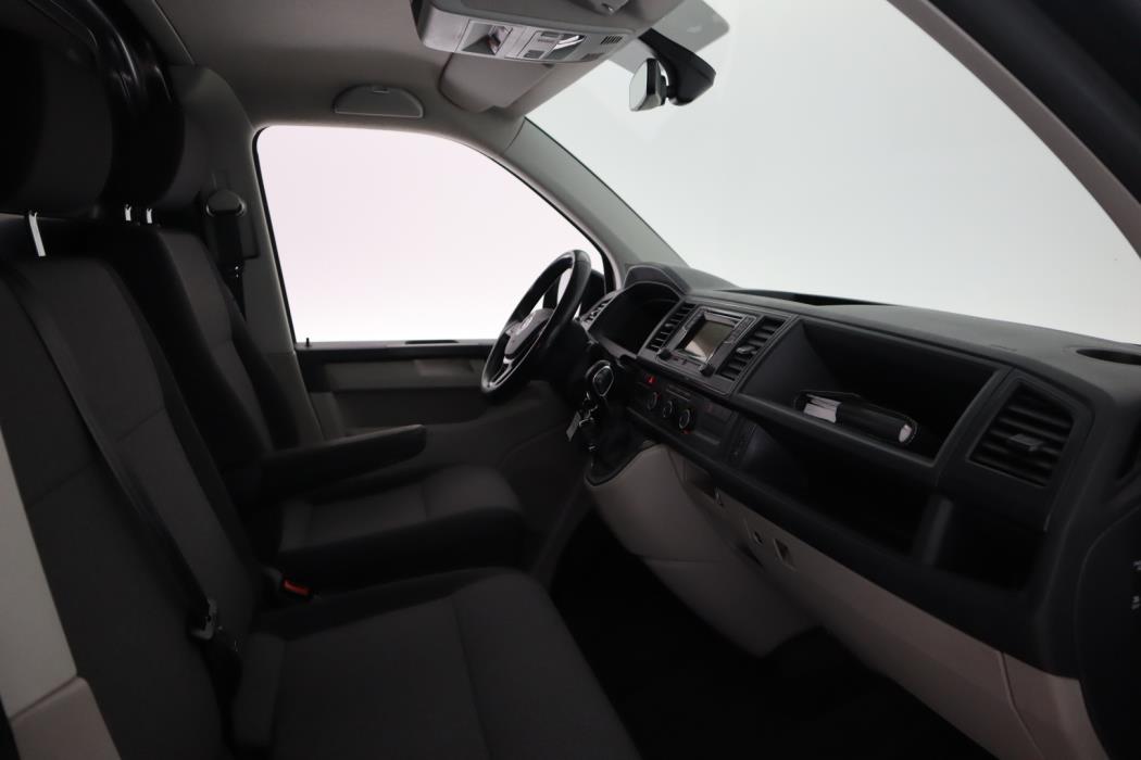 VOLKSWAGEN Transporter 2018
