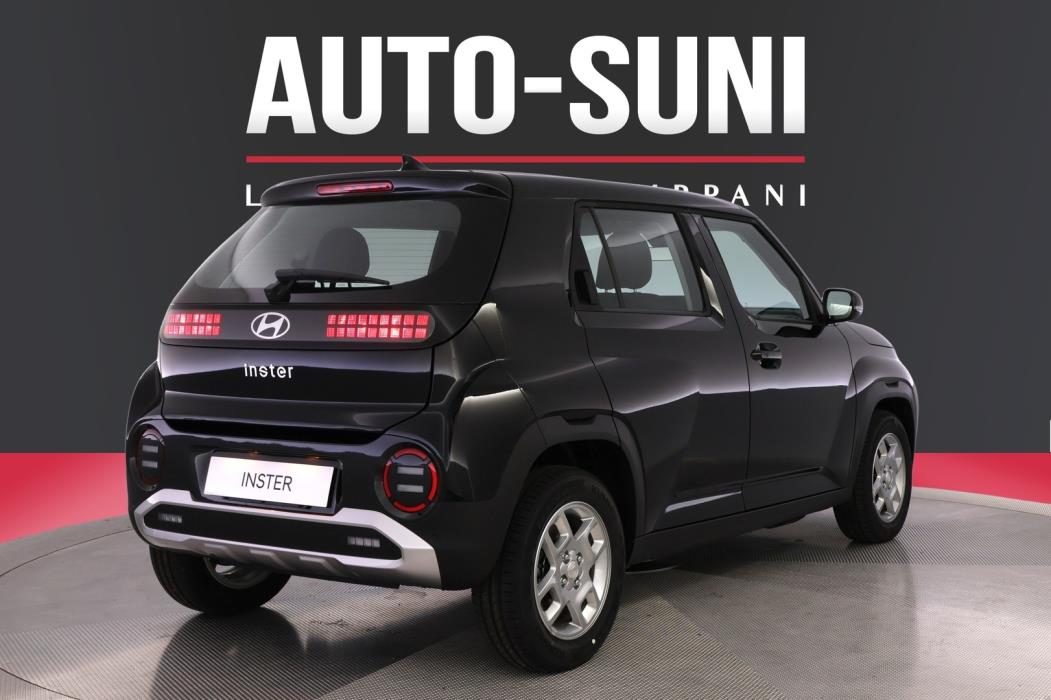 HYUNDAI INSTER 2025