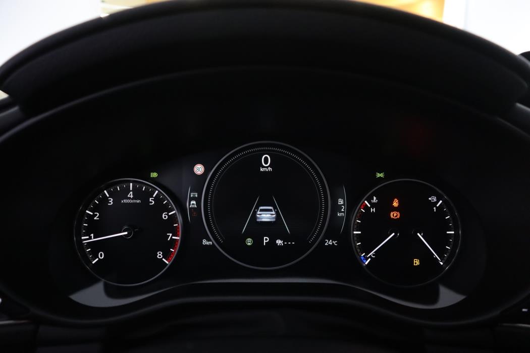 MAZDA 3 2025