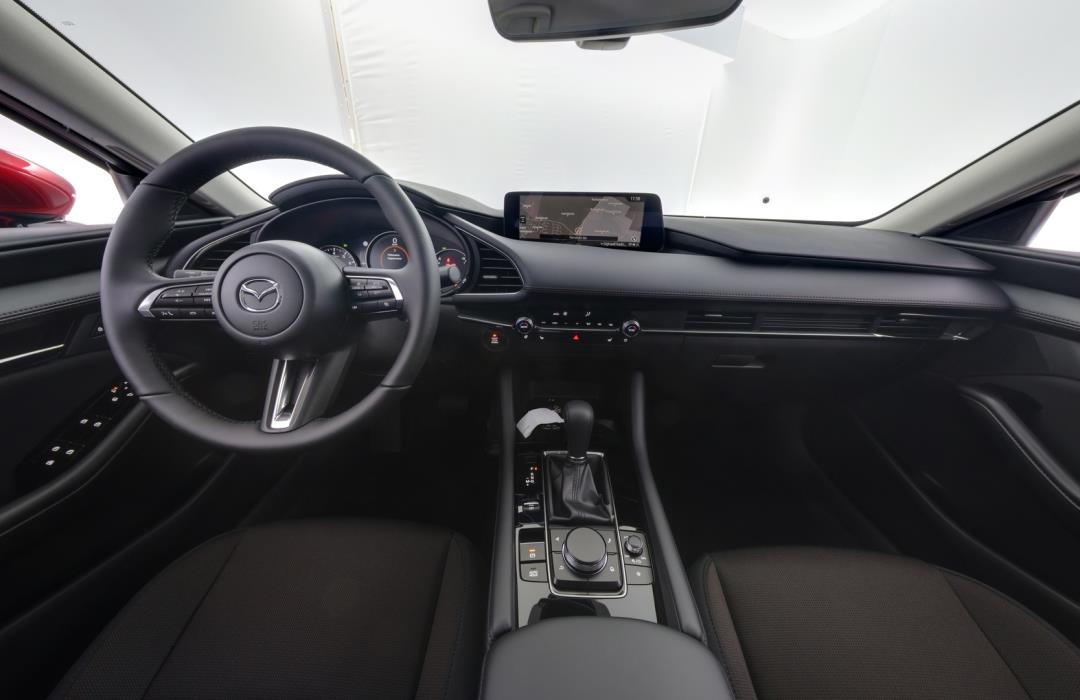 MAZDA 3 2025
