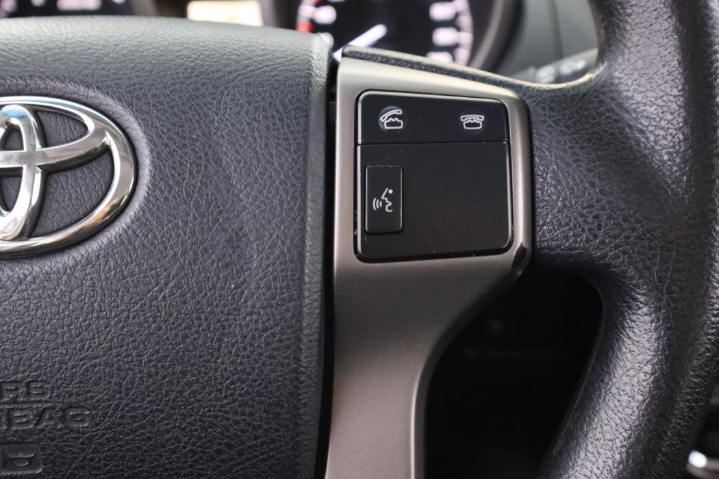 TOYOTA Land Cruiser 2010