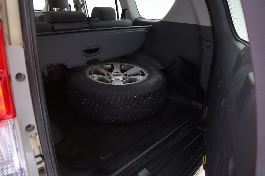 TOYOTA Land Cruiser 2010