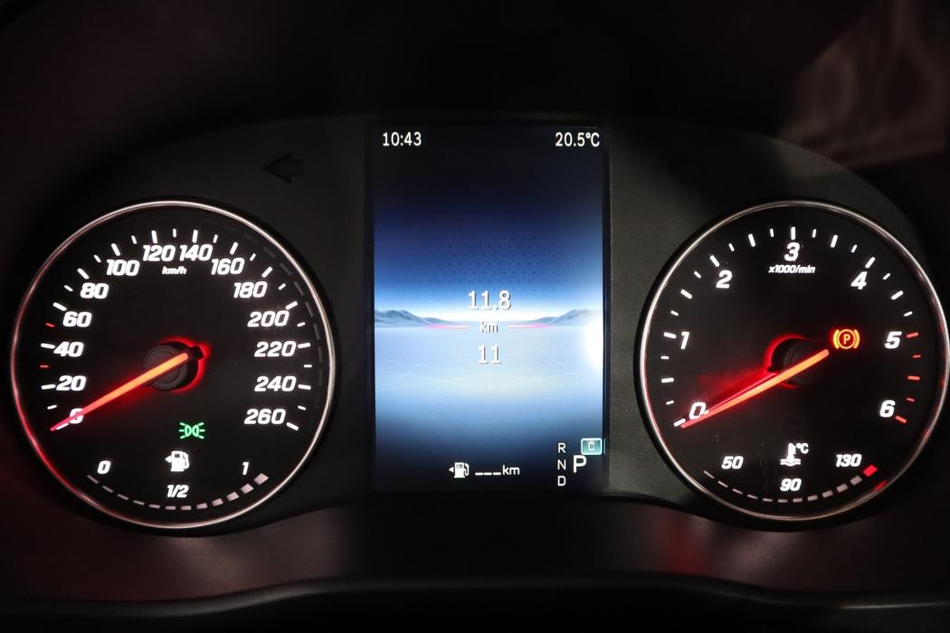 MERCEDES-BENZ Vito 2025