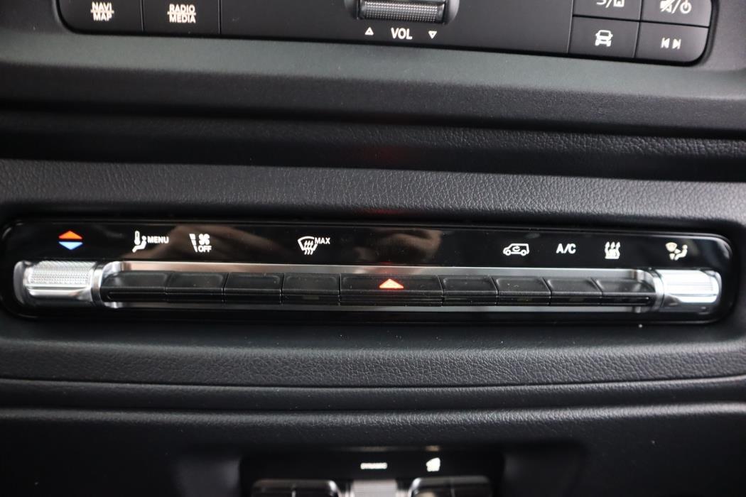 MERCEDES-BENZ Vito 2025