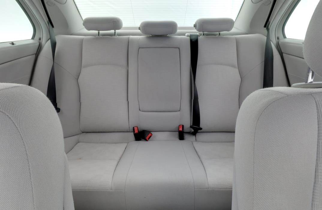 MERCEDES-BENZ C 2004