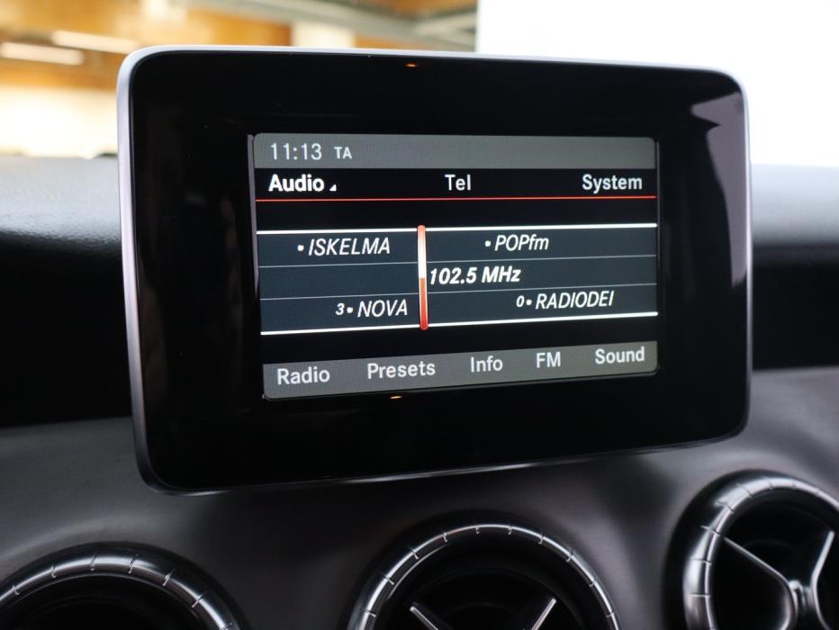 MERCEDES-BENZ CLA 2013