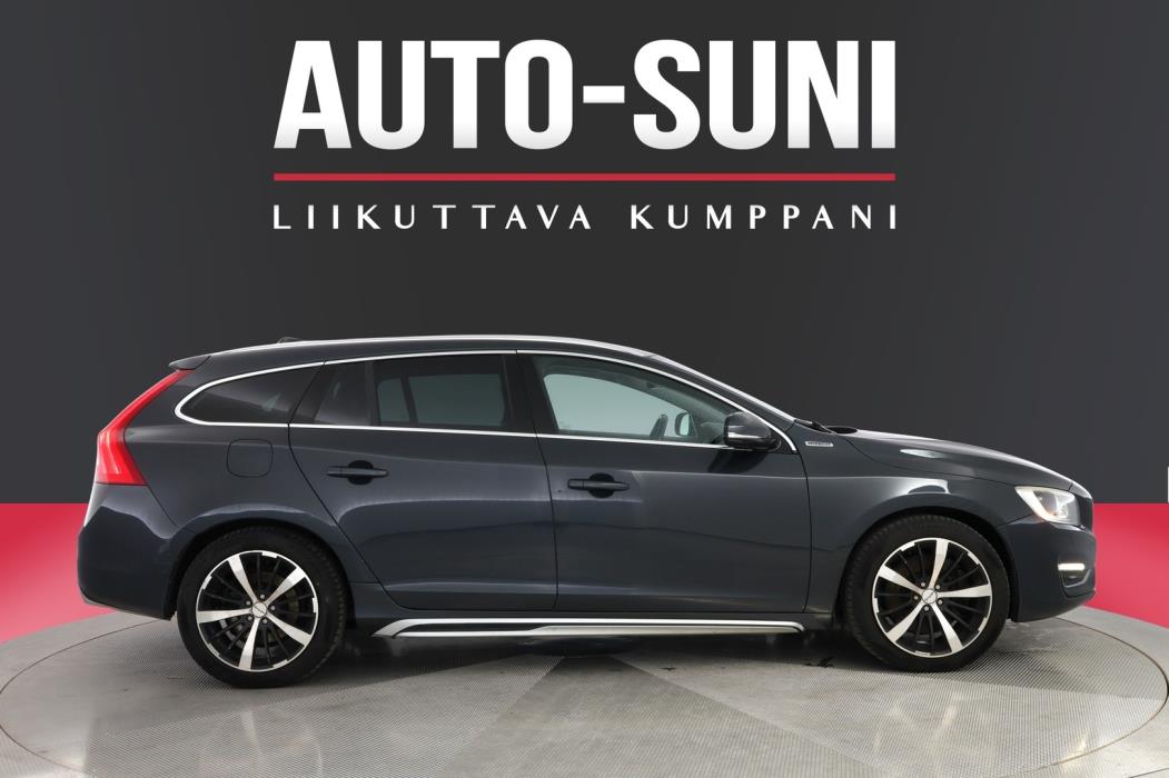 VOLVO V60 2014
