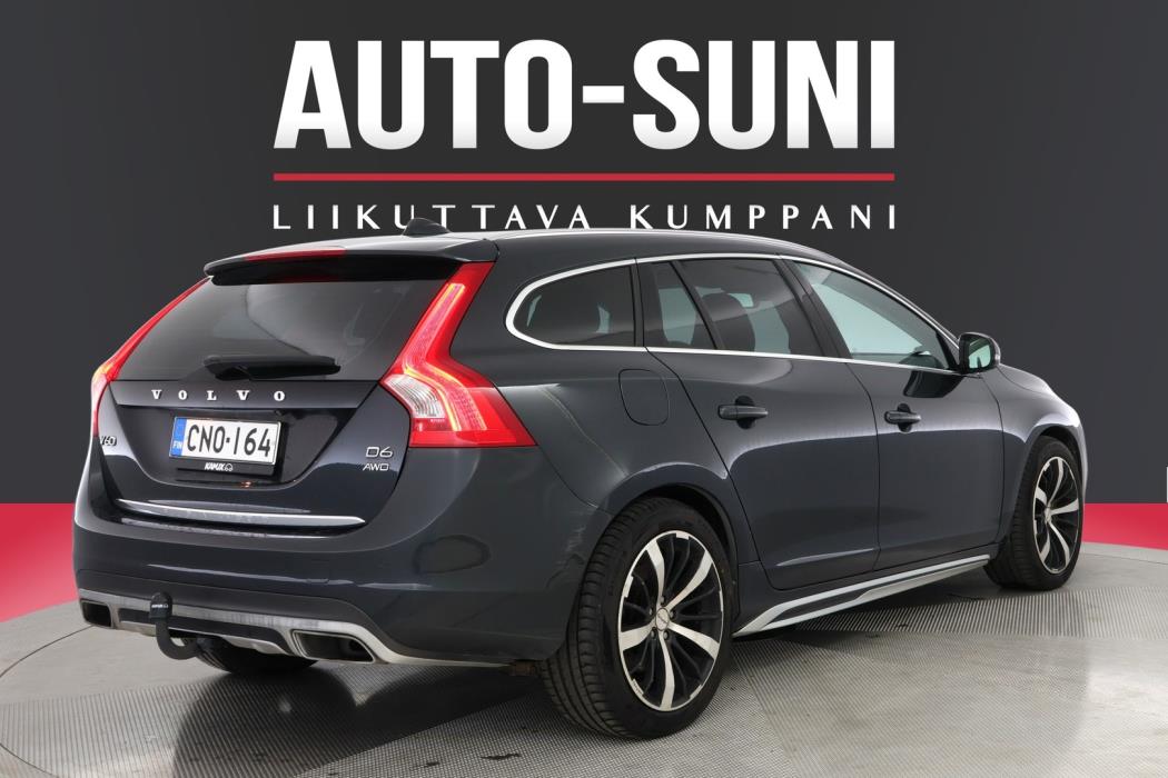 VOLVO V60 2014