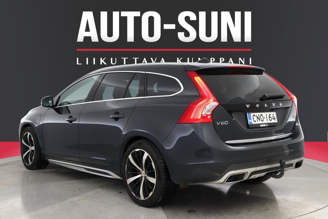 VOLVO V60 2014