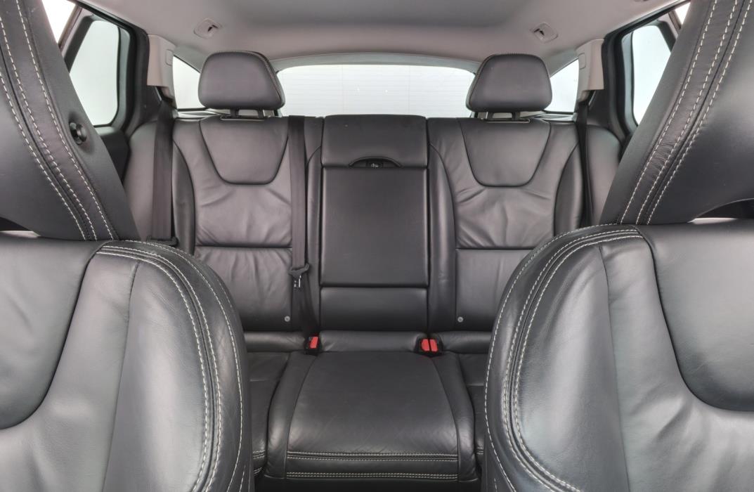 VOLVO V60 2014