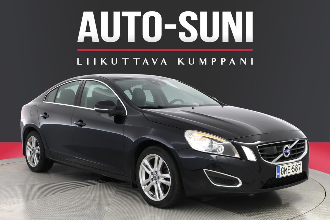 VOLVO S60 2011
