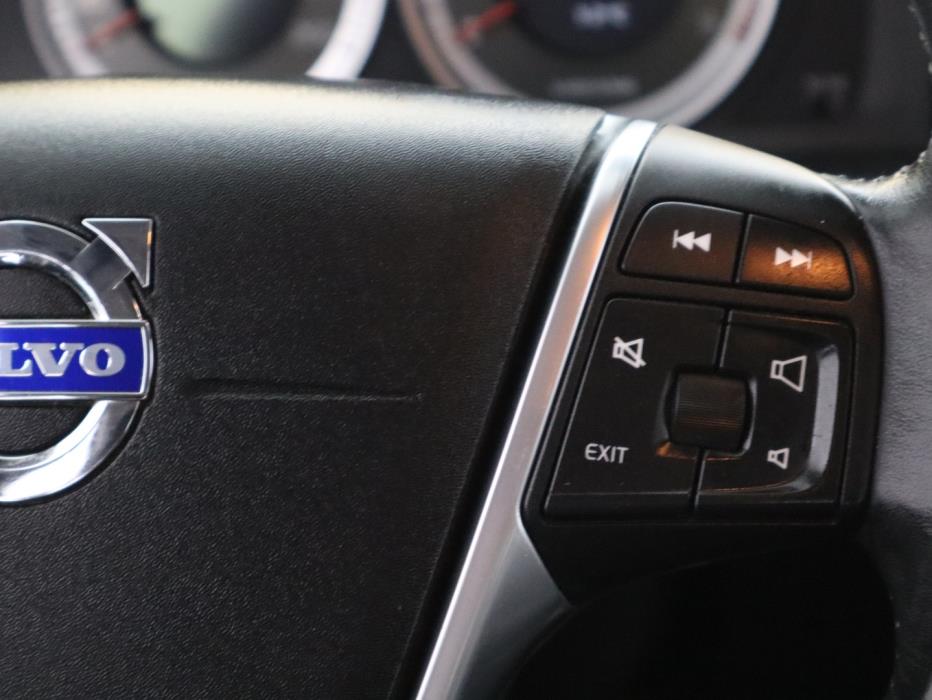 VOLVO S60 2011
