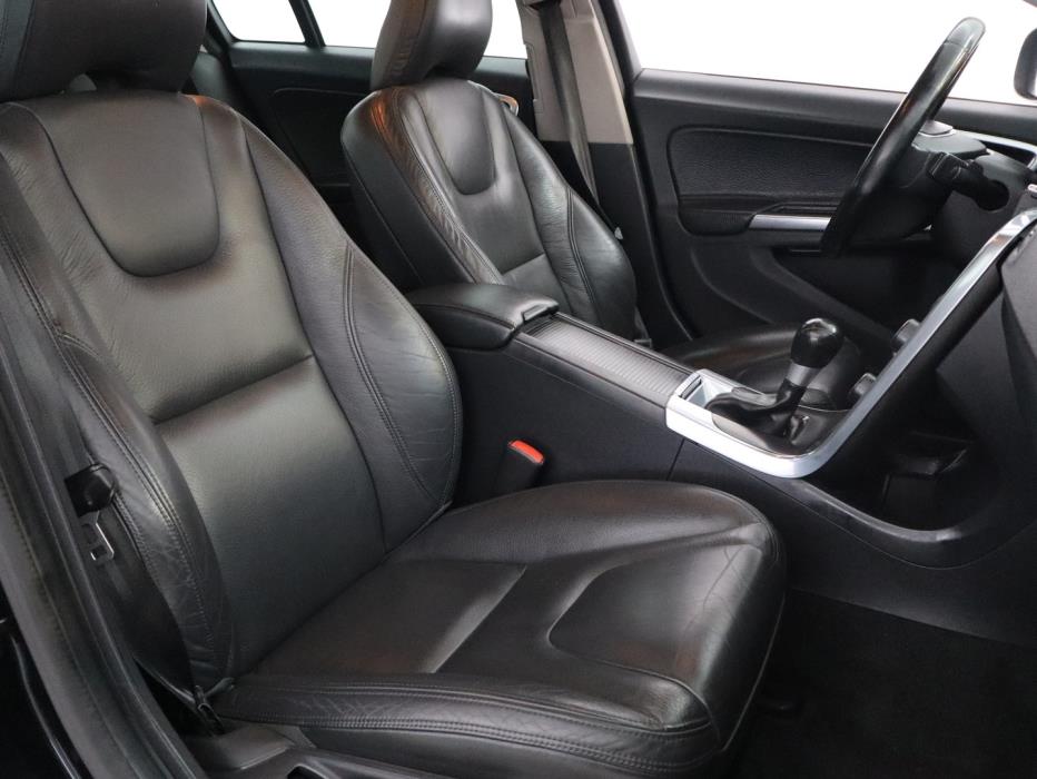 VOLVO S60 2011