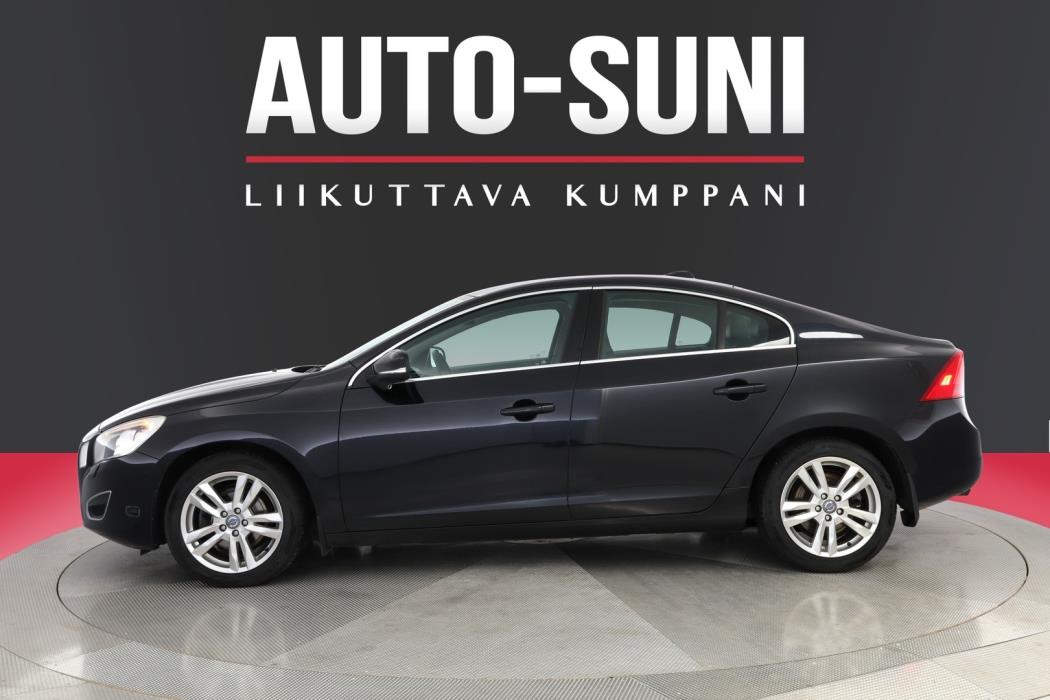 VOLVO S60 2011