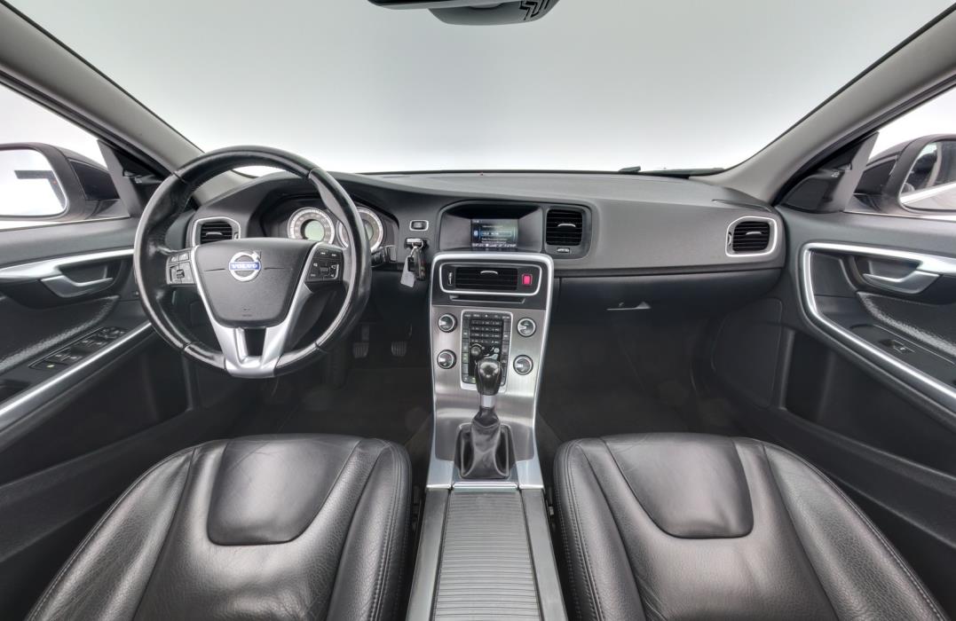 VOLVO S60 2011
